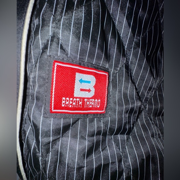 Sanyo Men's long Black, Water Resistant lined Trench SIZE R-48. Vintage - Picture 8 of 14